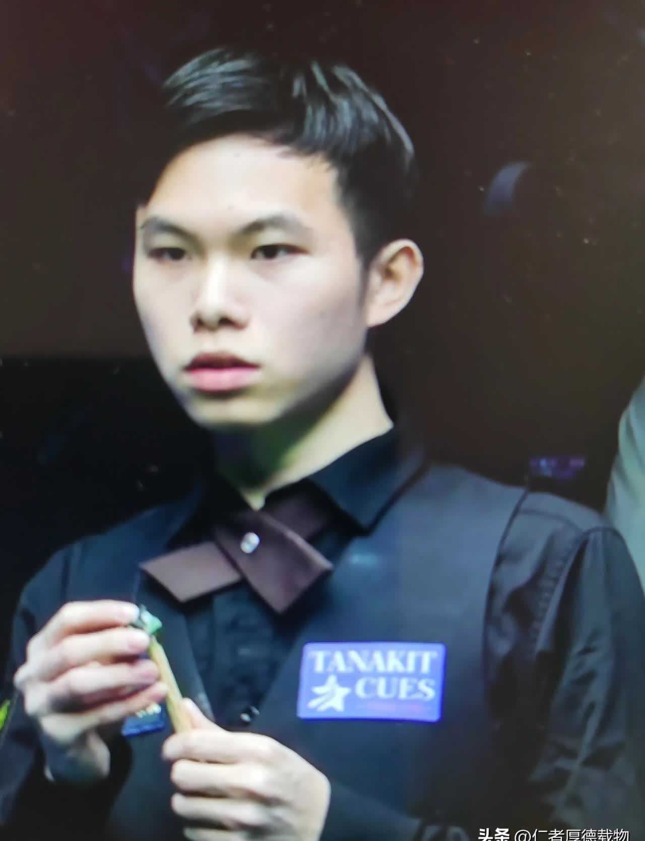 V5血洗DRX,Viper关键团战开团秒人鏖战多局小组赛,强势挺进下一轮 V5血洗DRX,Viper关键团战开团秒人鏖战多局小组赛,强势挺进下一轮