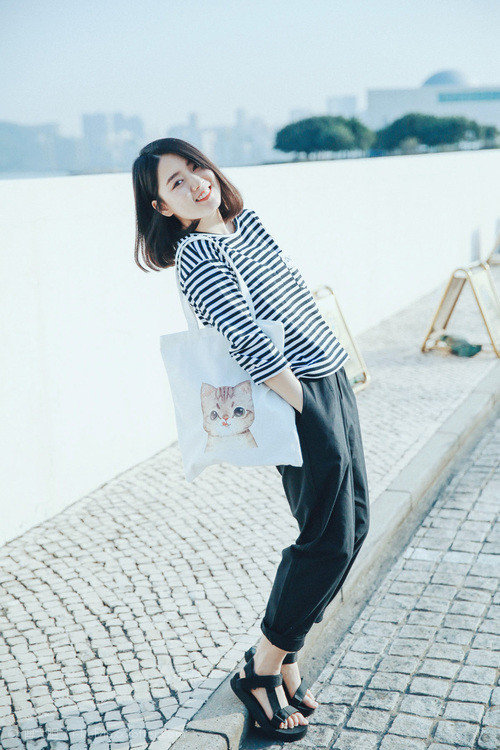 防线磐石！乌克兰对阵威尔士，看金玟哉如何演绎稳定输出不掉线的现代中卫美学