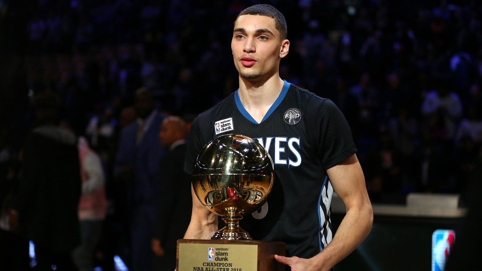 南美风暴席卷波斯湾！格列兹曼一锤定音，哥伦比亚上演教科书的胜利